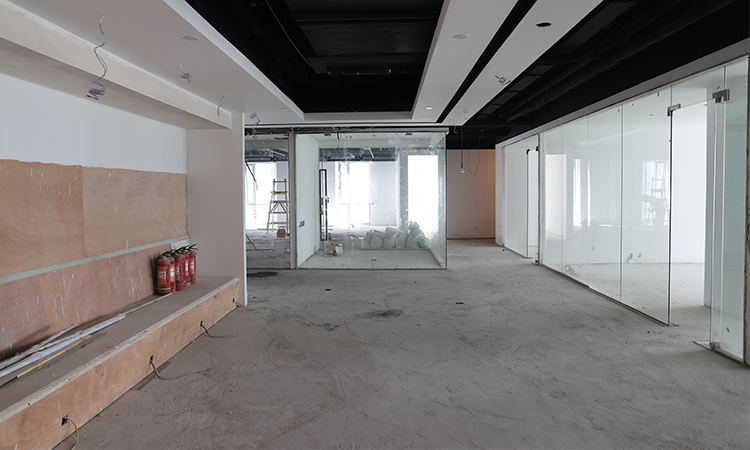 上海午夜AV免费观看